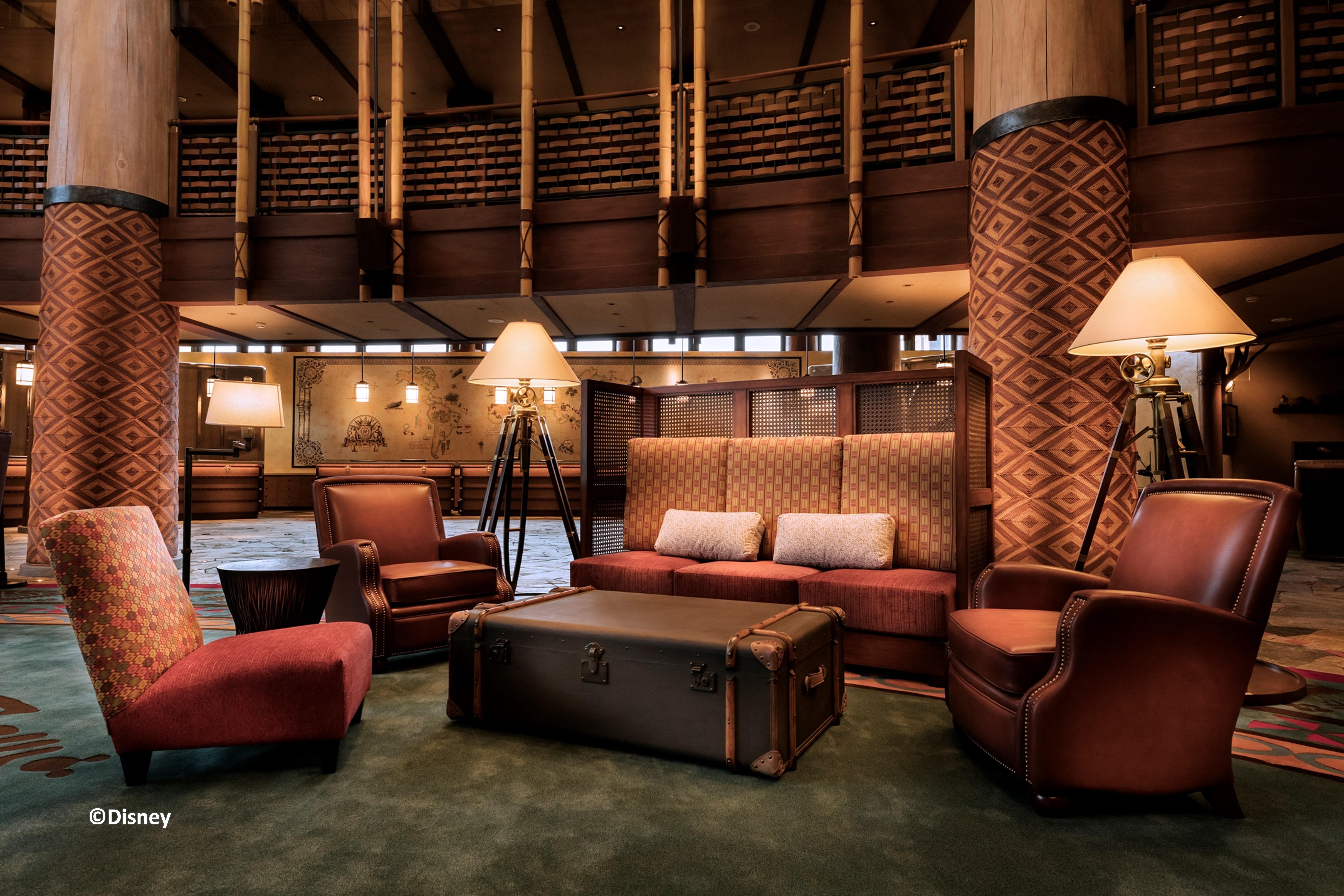 Disney Explorers Lodge Hong Kong Exterior photo The lobby of the Disneyland Hotel